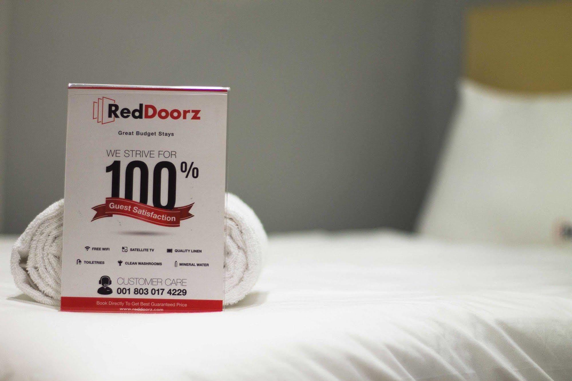 Reddoorz @ Dago Hotel Bandung Eksteriør billede